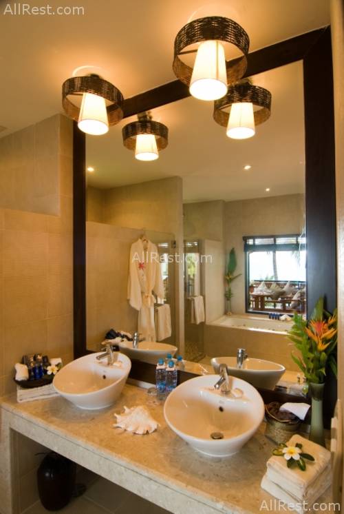 Rawi Warin Resort & Spa 10